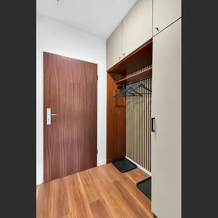Stanma Luchspartment Ruhig Und Zentral Mit Grossem Balkon Und Parkplatz