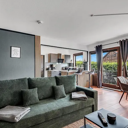 Stanma Luchspartment Ruhig Und Zentral Mit Grossem Balkon Und Parkplatz